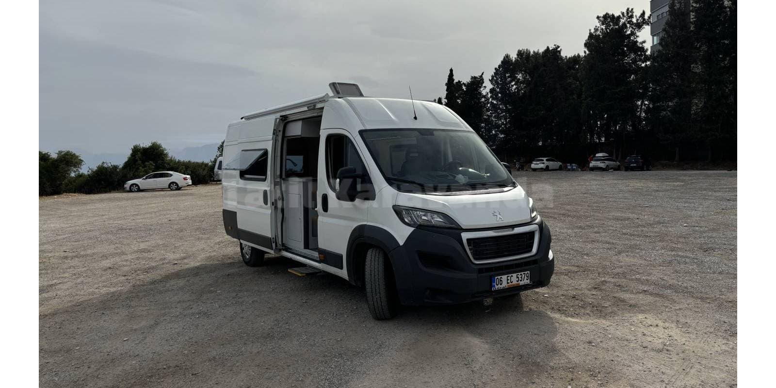 2024 yapımı 4 kişilik Campervan